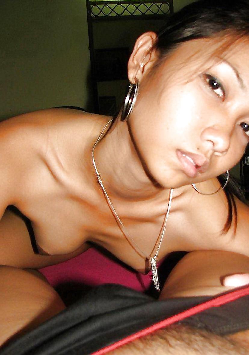 11P Beautiful indonesian girl