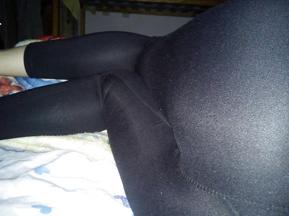 18P Spandex and pussy