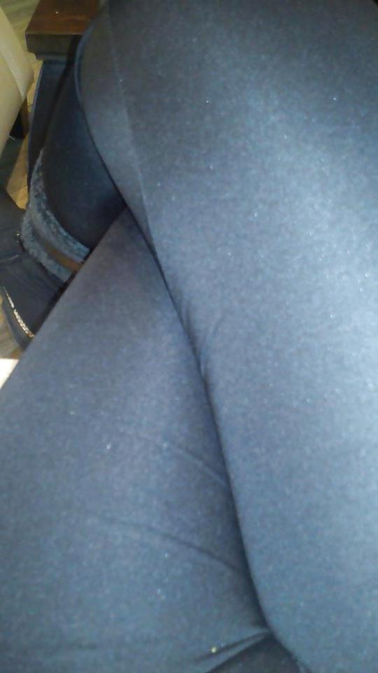 18P Spandex and pussy