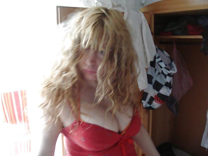 11P Big ass big boobed milf