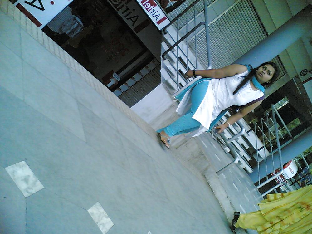 17P Indian girls voyeur