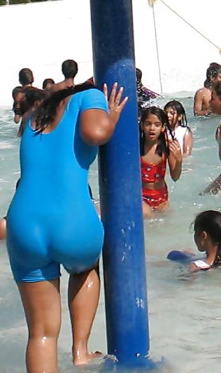 17P Indian girls voyeur