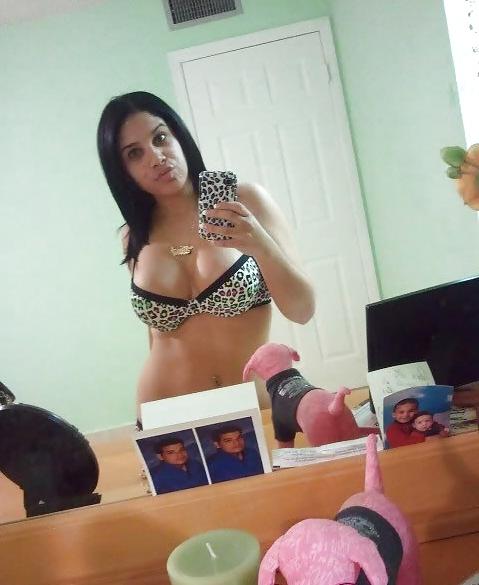 5P Big tit latina