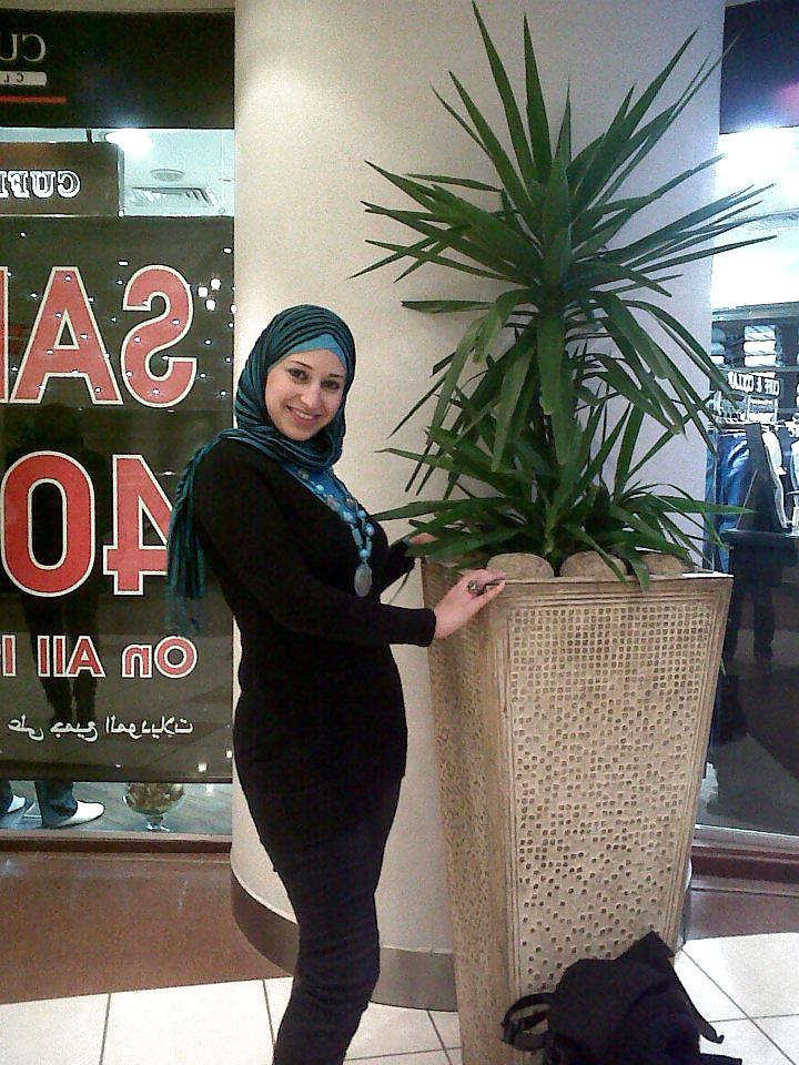 20P Egyptian Big Tits Girls of Alexandria 9 : The Milfs 