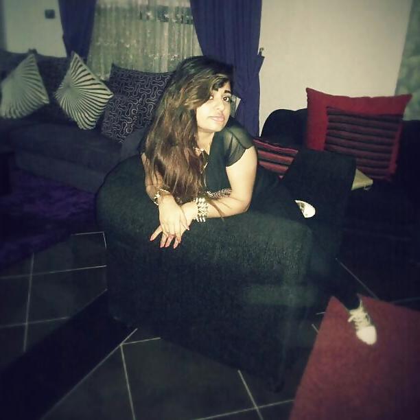 25P Egyptian Big Tits Girls of Alexandria 8 : The Milfs 