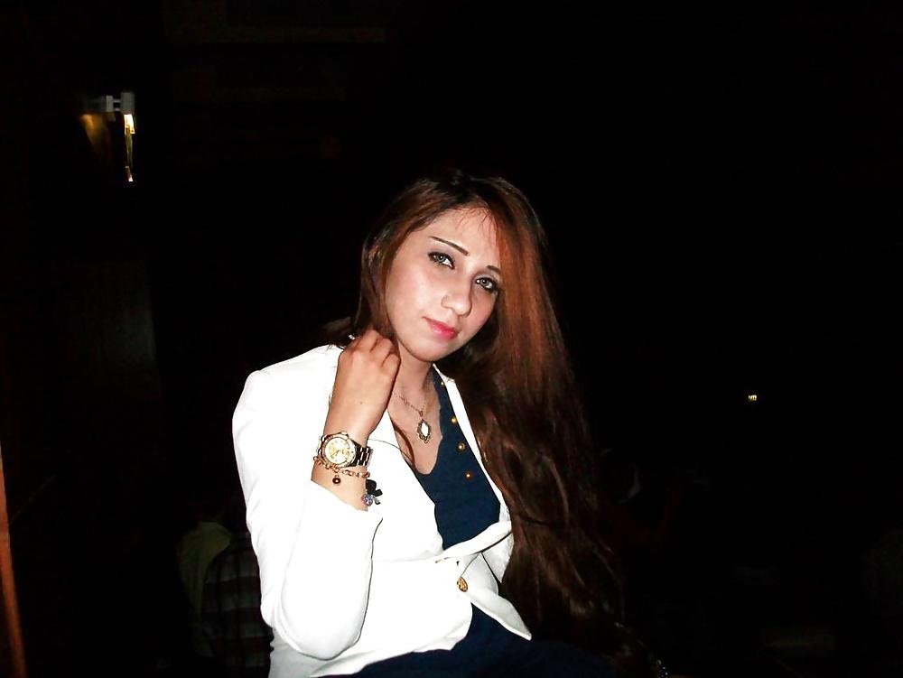 25P Egyptian Big Tits Girls of Alexandria 8 : The Milfs 