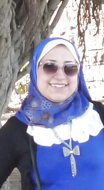 15P Egyptian Big Tits Girls of Alexandria 7 : The Milfs 