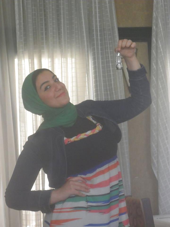 15P Egyptian Big Tits Girls of Alexandria 6 : The Milfs 