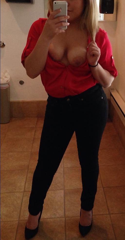 25P Selfie Amateur Babes - vol 124!