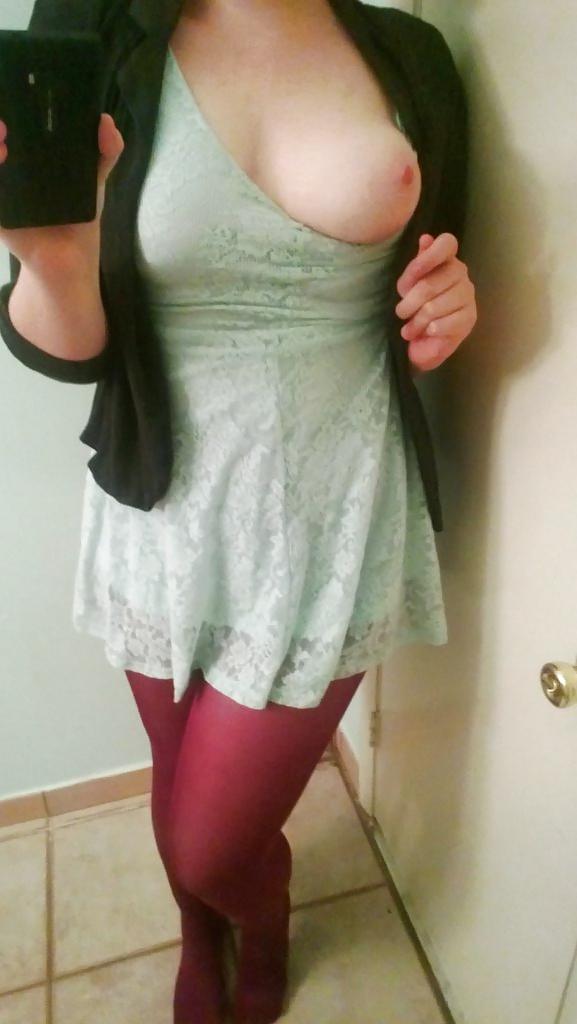 25P Selfie Amateur Babes - vol 124!