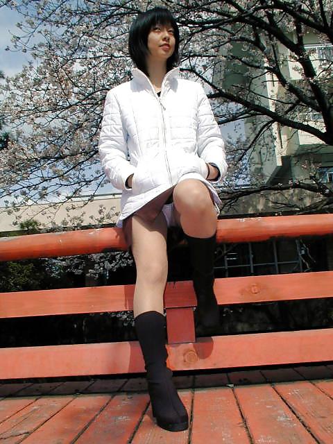 20P Japanese Married Woman 02
