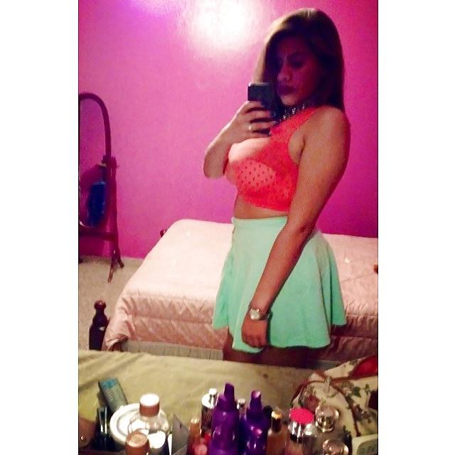 25P Ramla beurette arab au gros seins de coquine