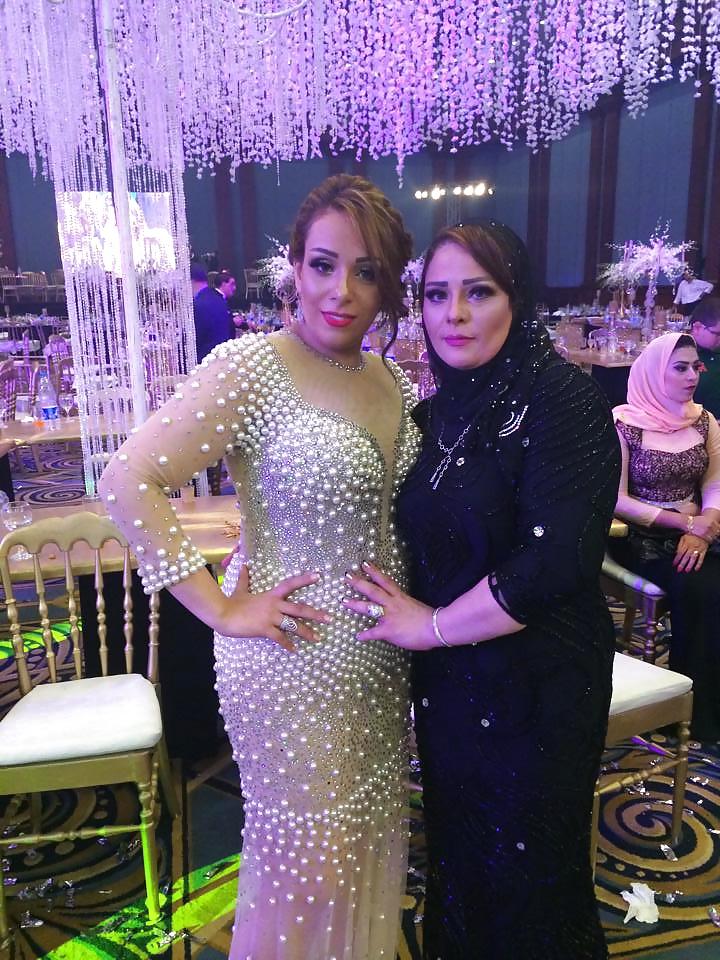 25P Egyptian Big Tits Girls of Alexandria 3 : The Milfs 