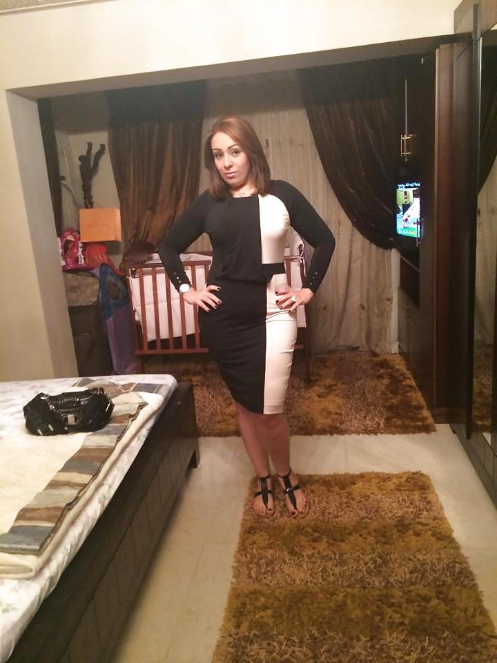 25P Egyptian Big Tits Girls of Alexandria 3 : The Milfs 