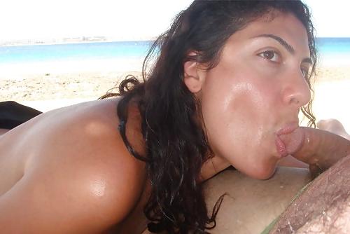 25P Big Tits Wife On Vacation (Camaster)