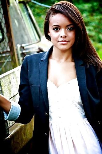 22P Aubrey Cleland - American Idol collection