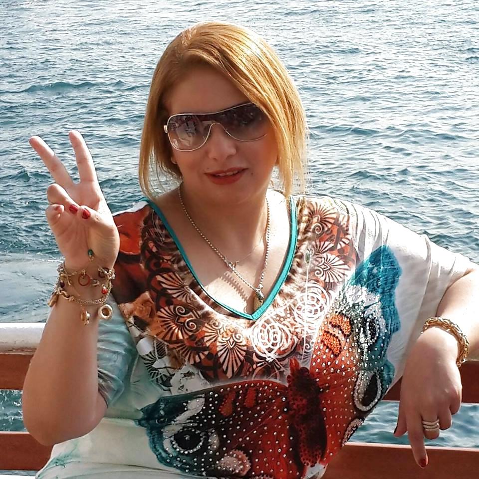 22P Egyptian Big Tits Girls of Alexandria 2 : The Milfs 