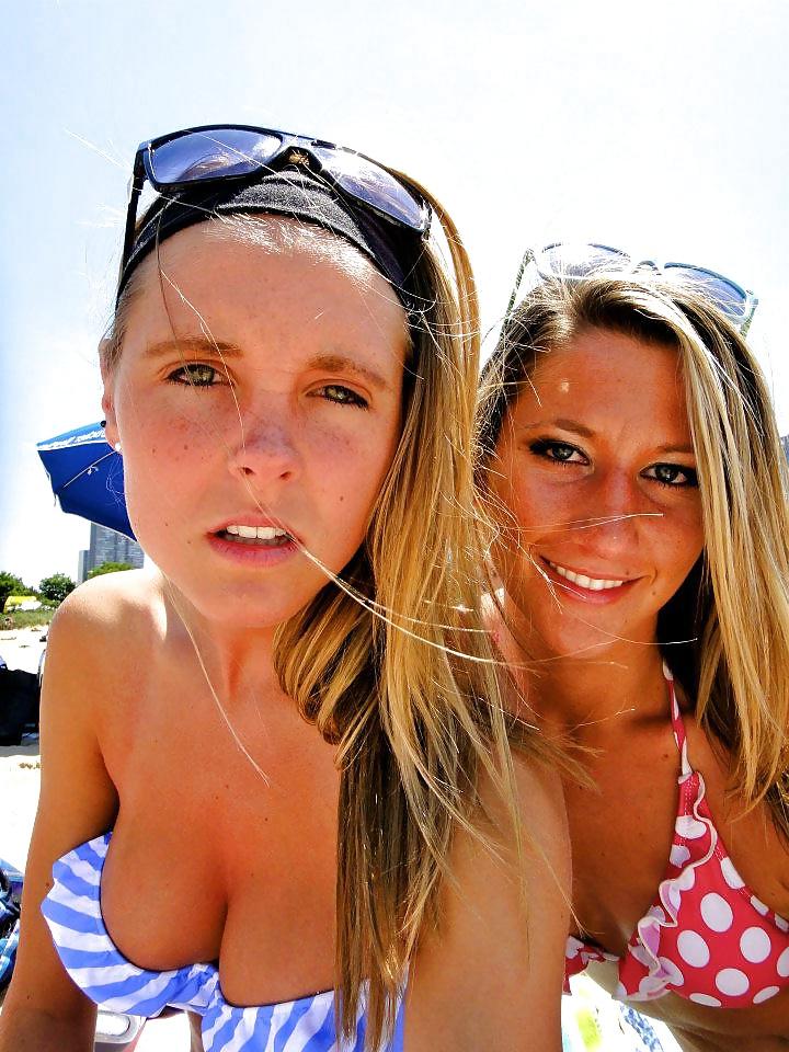 25P Facebook teen babes 18 girls dressed up (some bikinis)