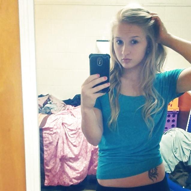 25P Facebook teen babes 18 girls dressed up (some bikinis)