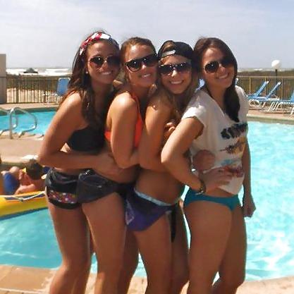 25P Facebook teen babes 18 girls dressed up (some bikinis)