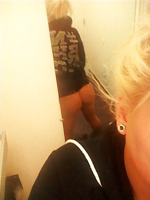25P Sydney lockhart 757 va virginia nude big tits
