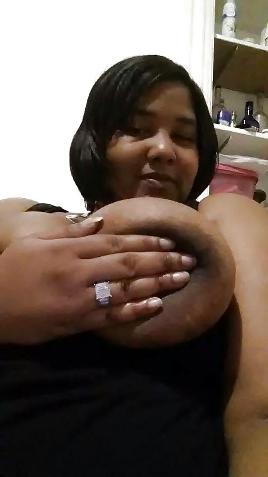 25P Keisha Kakes(Big Ass Tittiez)