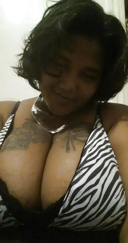 25P Keisha Kakes(Big Ass Tittiez)