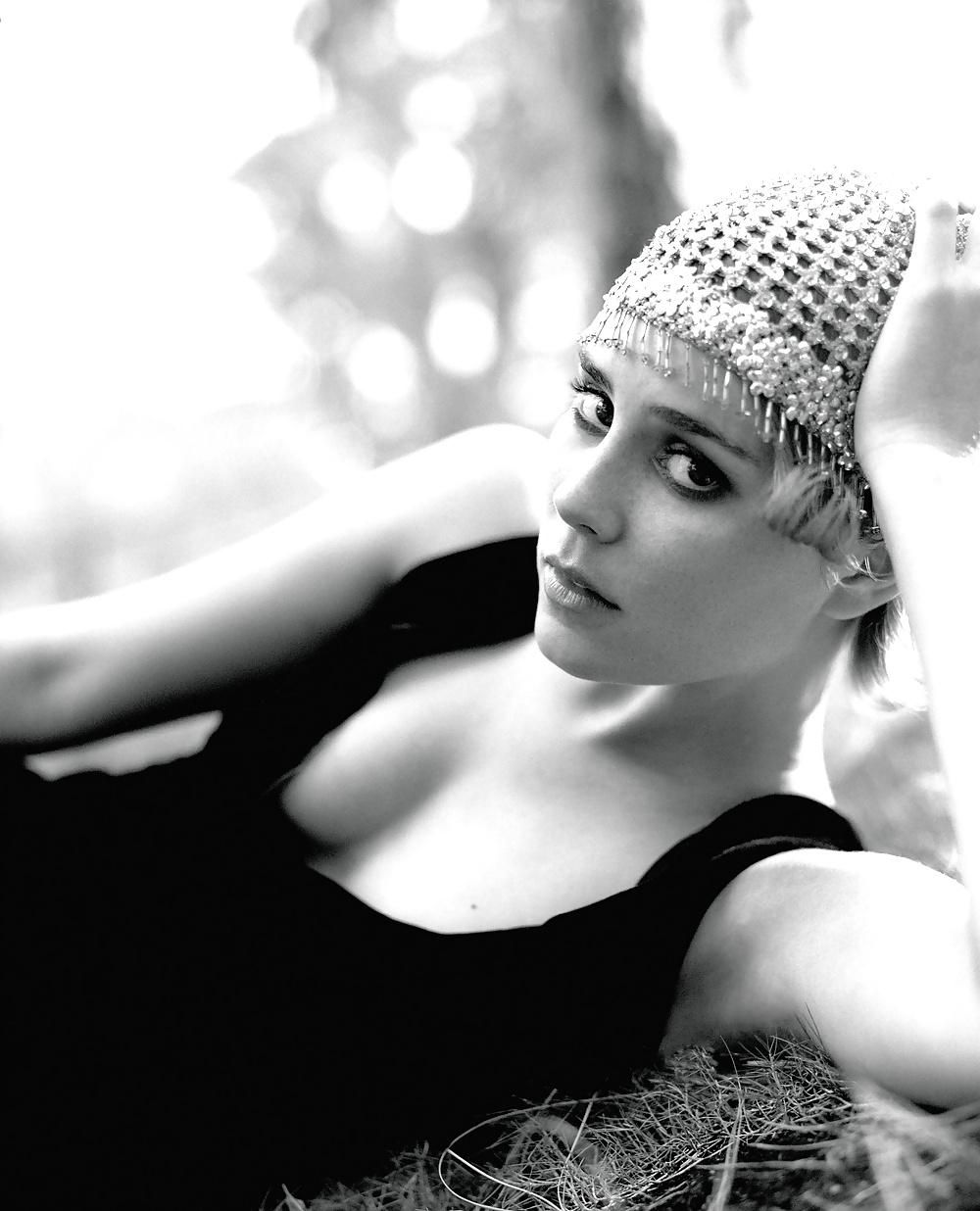 16P Alison Lohman - Photoshoot Mix