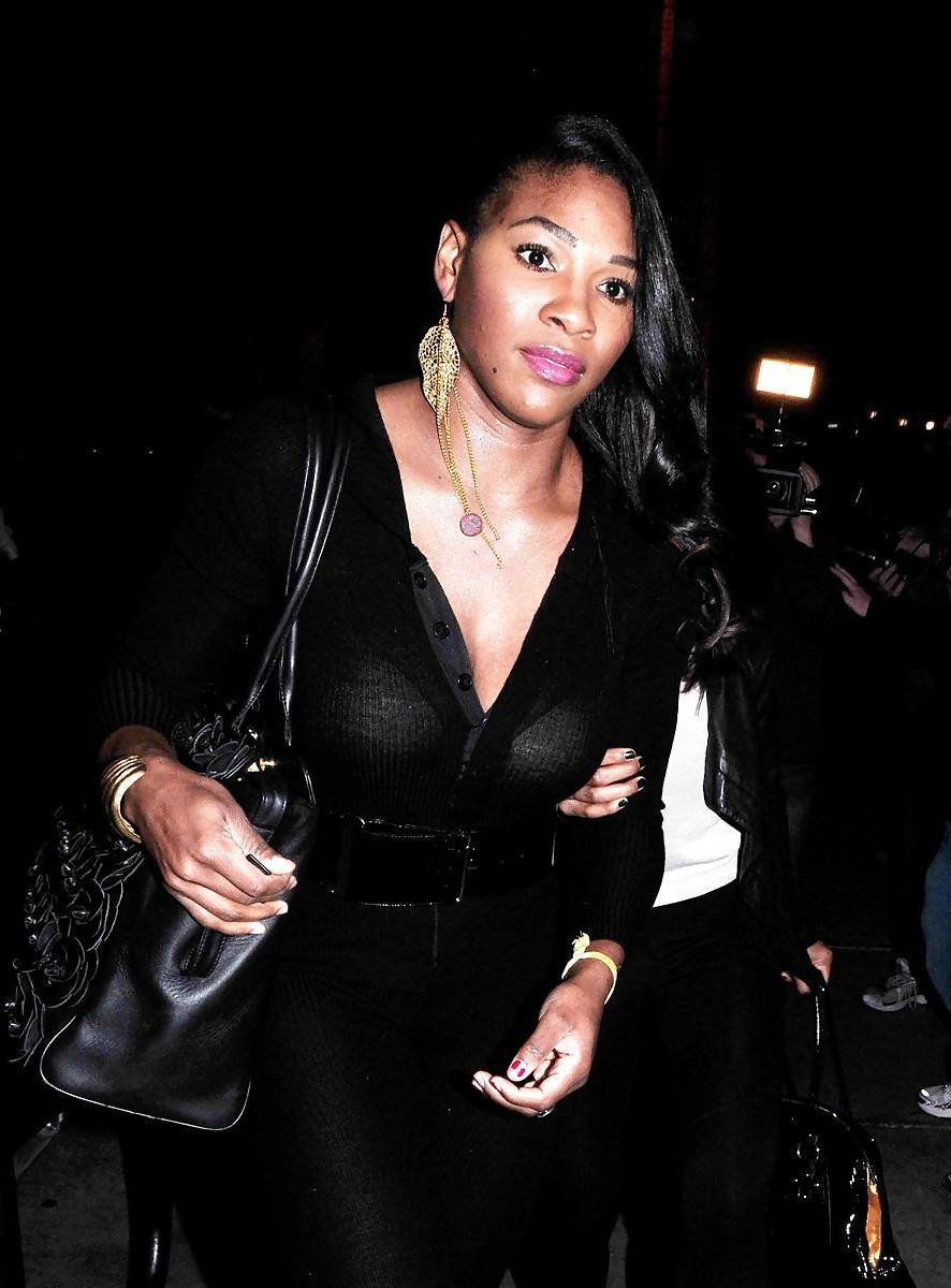 14P Serena Williams And Kelly Rowland Asses In Sexy Spandex
