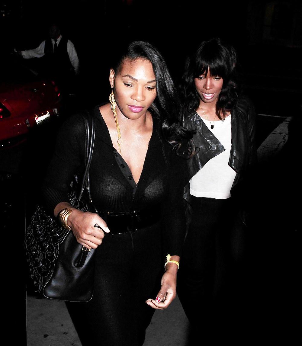 14P Serena Williams And Kelly Rowland Asses In Sexy Spandex