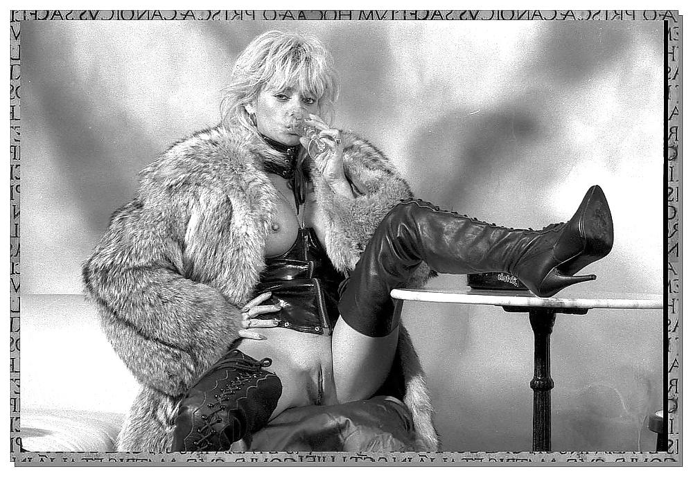 25P Fetish Heels Boots Feets Cumshots on feets 