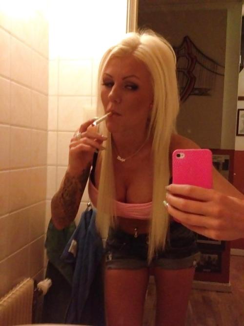 25P Smoking Babes - Trashy Chav Smokers