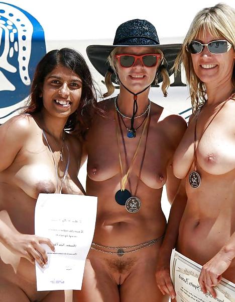 25P Tits Large And Small