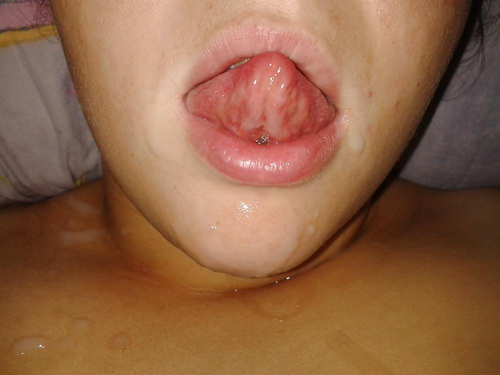 12P PRIVATE PHONE PHOTOS 6
