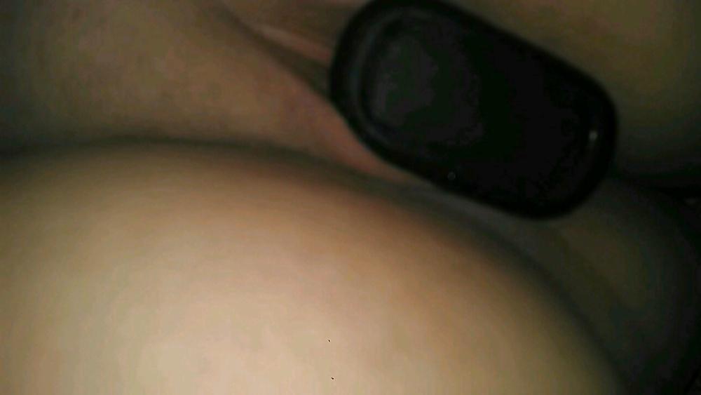 12P PRIVATE PHONE PHOTOS 6
