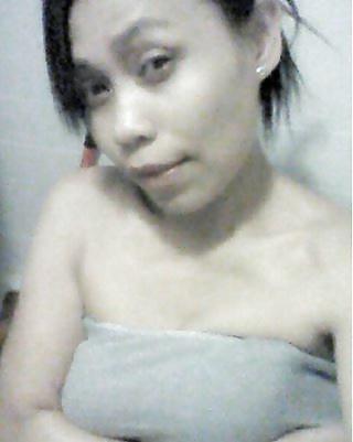 18P Indonesian maid working in hong kong