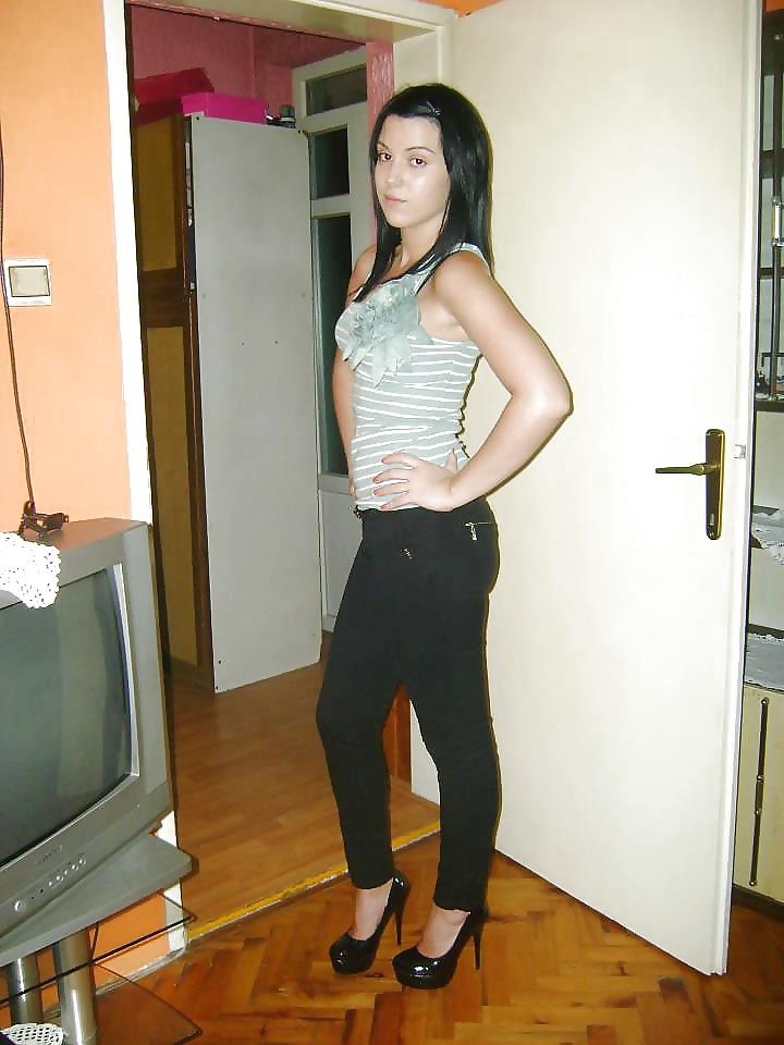 25P Babes In Jeans