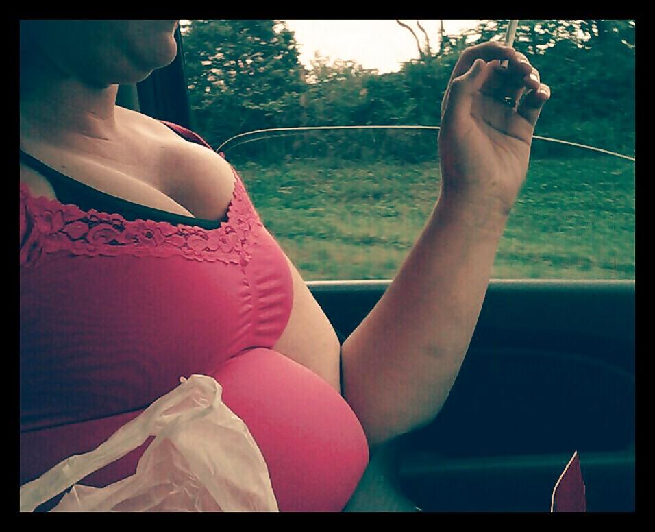 4P Wife Smoking In My Truck