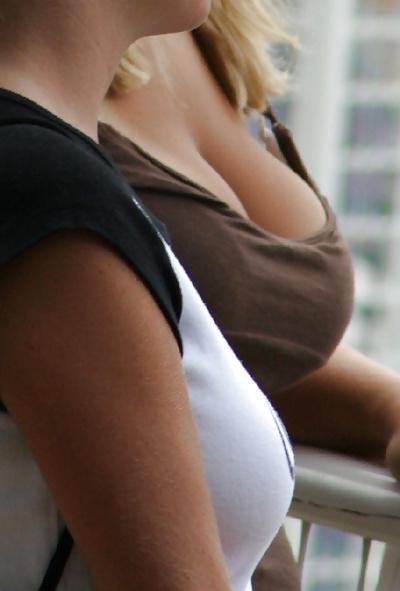 7P Candid Teen Blonde Big Boobs