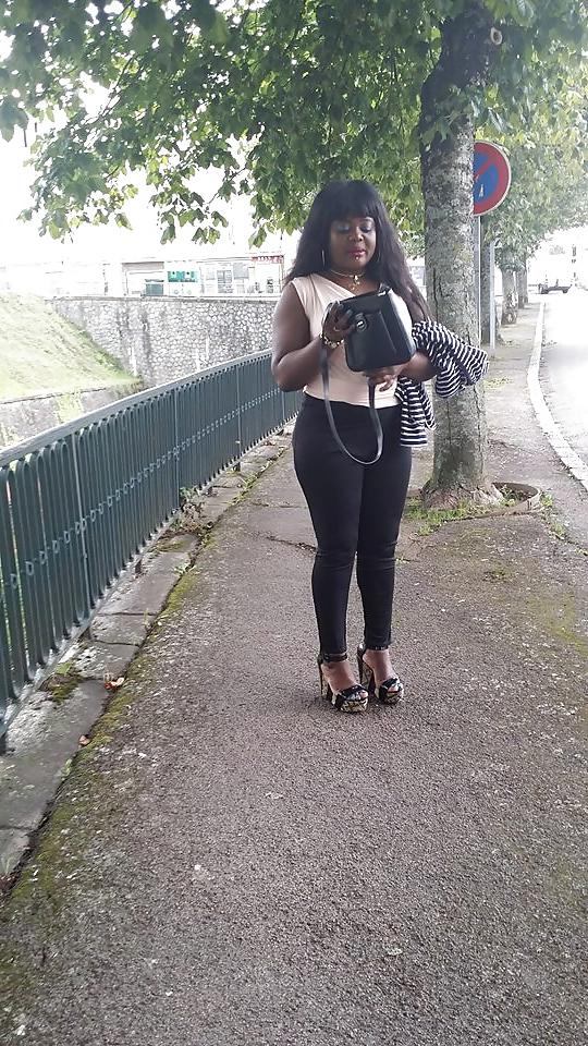11P Happyness la Jolie - Fat Ebony Tart 