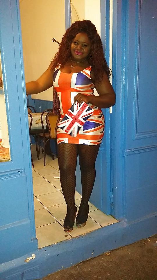 11P Happyness la Jolie - Fat Ebony Tart 