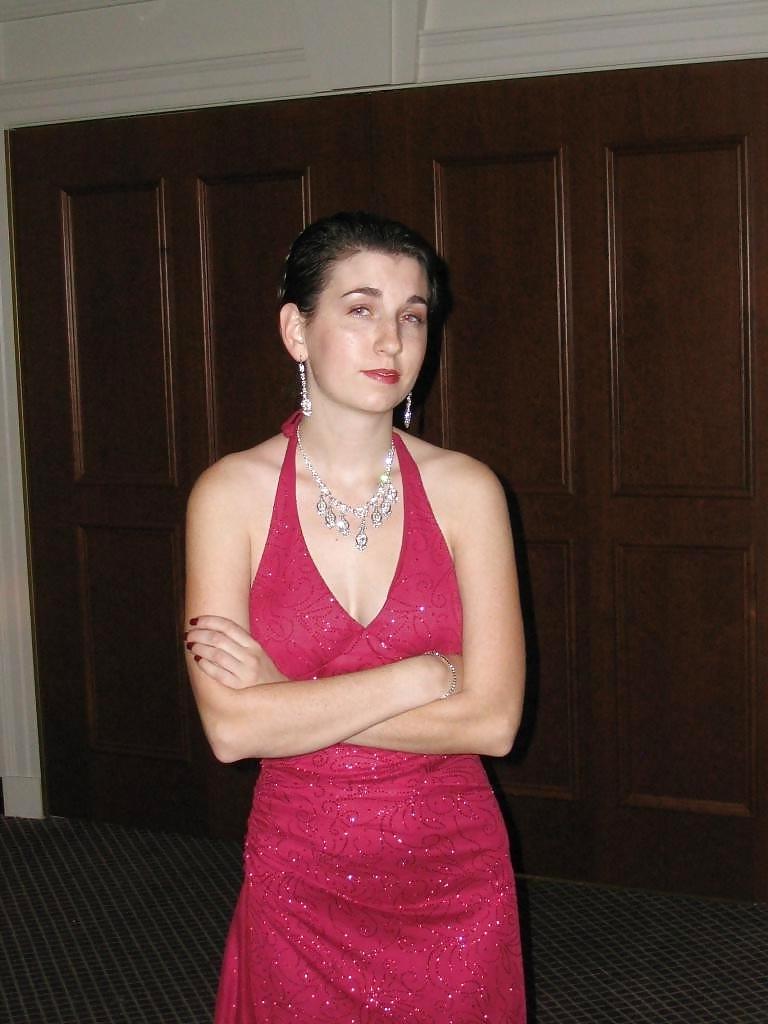 18P Web Slut Amateur Wife