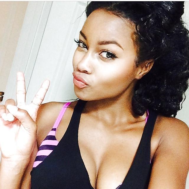 25P Sexy Ebony Goddess Creolpatra