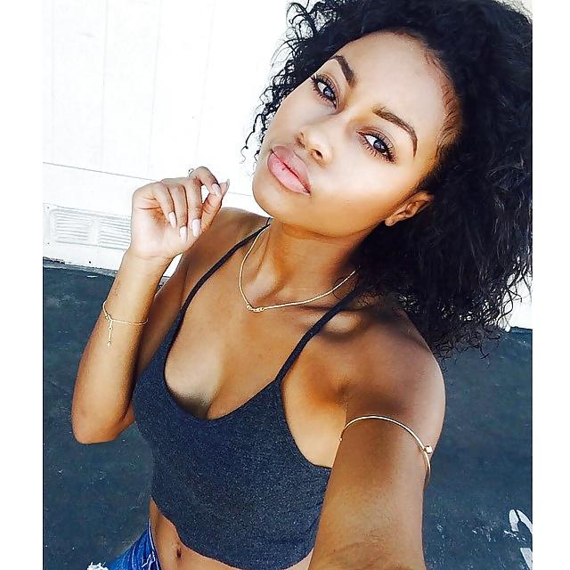 25P Sexy Ebony Goddess Creolpatra
