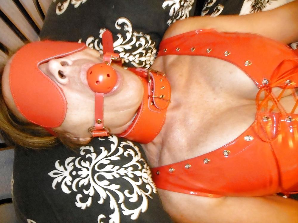 10P Rachel Swings - bondage MILF Escort