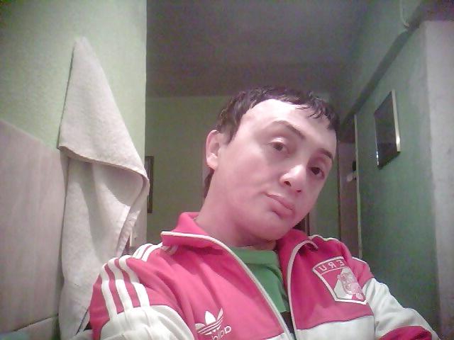 4P Me gay mobile photos