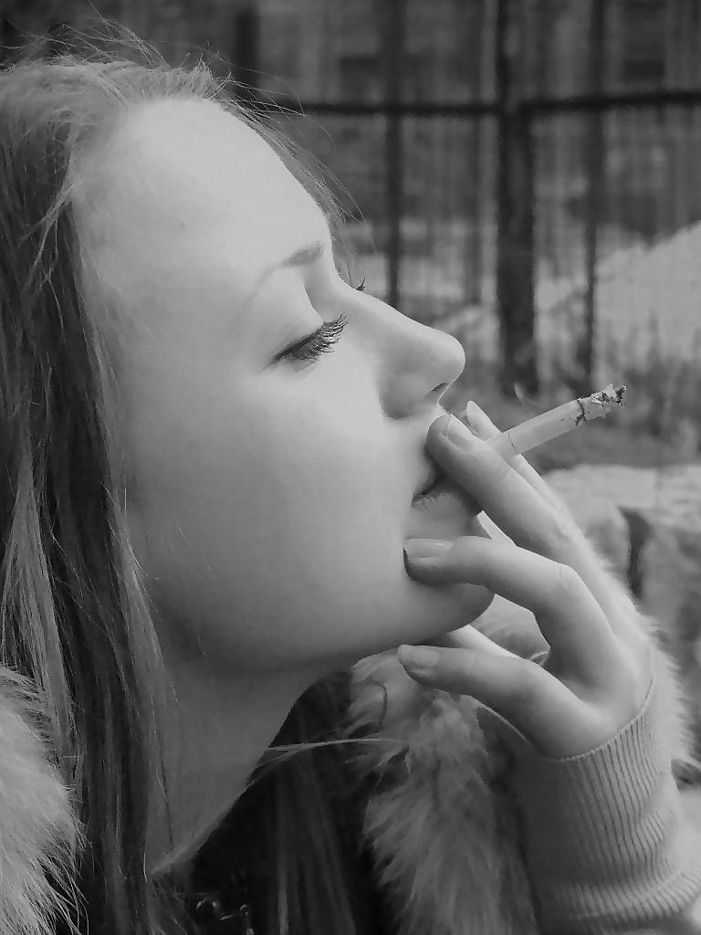 11P X hamster smoking slut