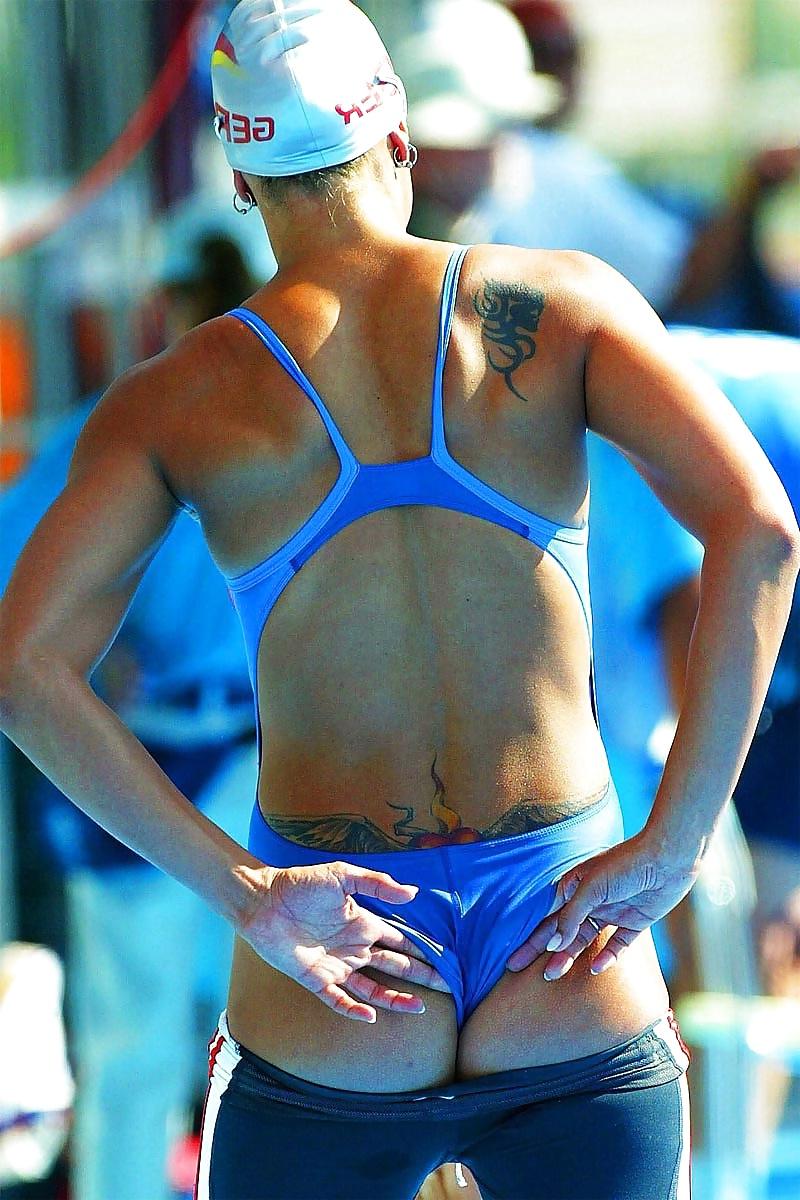 25P Hot Girls in Sports