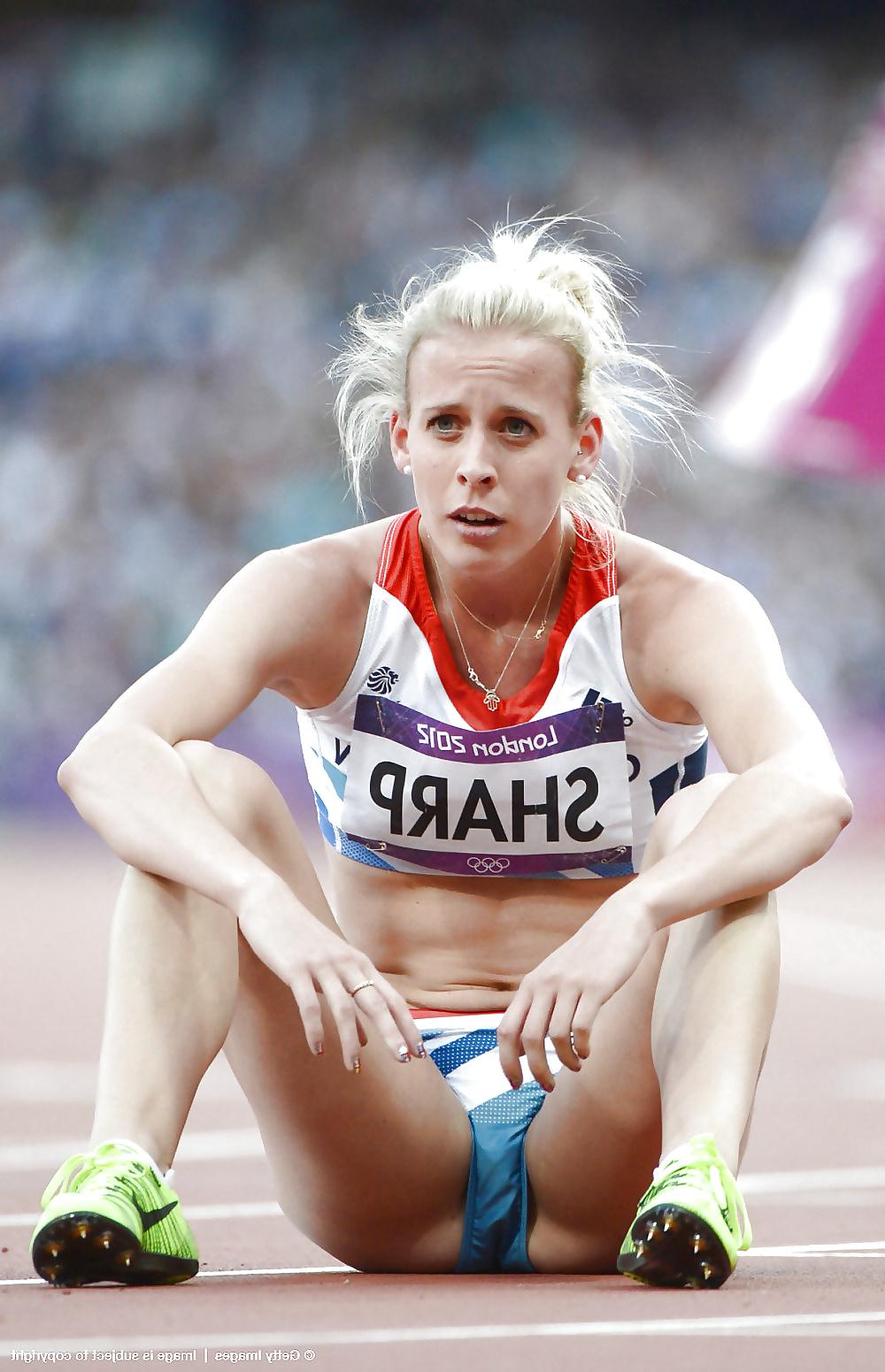 25P Hot Girls in Sports