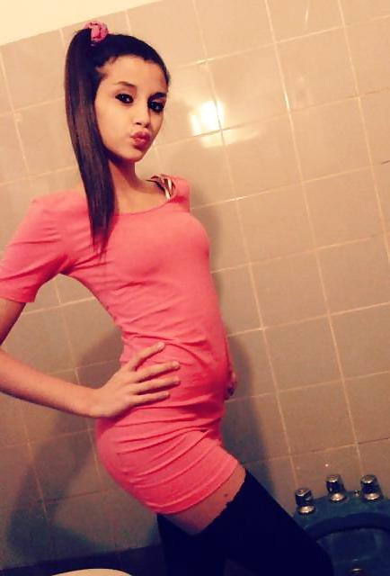 25P Cute teen babes
